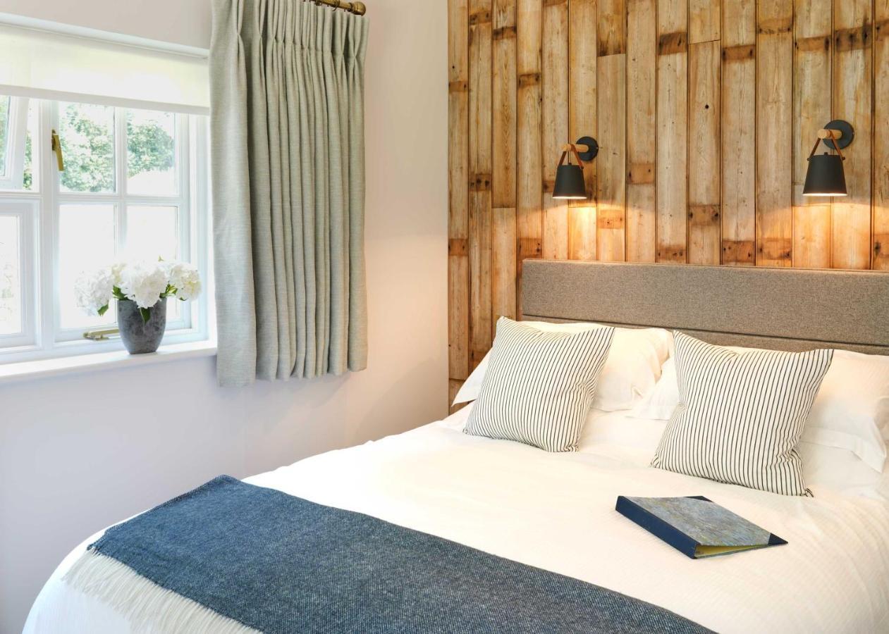 Bed and Breakfast Bird & Carter Fonthill Fonthill Bishop Esterno foto